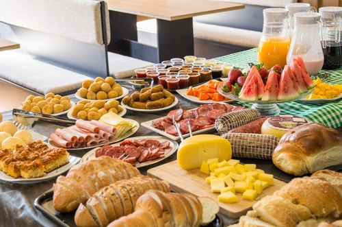 Mesa de café colonial